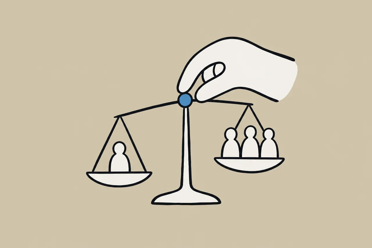 Marketing interno ou agência: o que faz sentido para uma clínica que já fatura?