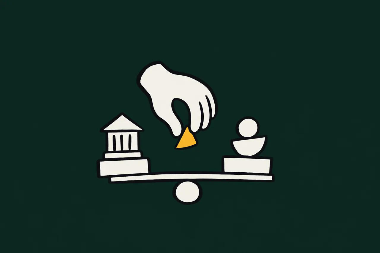 Parcelar no próprio carnê ou usar financeira: o que protege o caixa da clínica em tratamento caro?